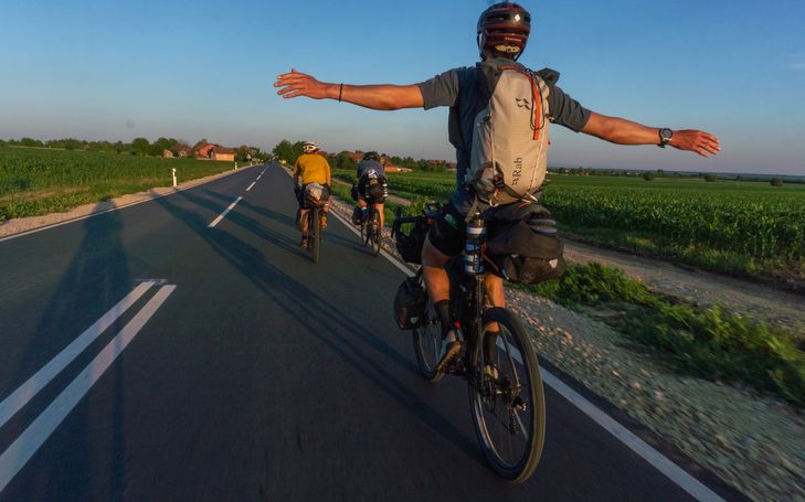 Per Velo vom Greyerzerland bis zum Elbrus